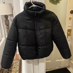 Wild Fable Black Cropped Puffer - M